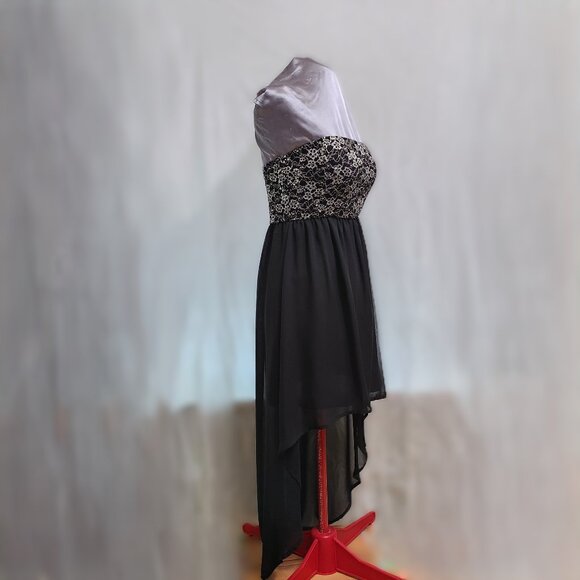 Black & Silver Strapless Cocktail Dress - Picture 2 of 7